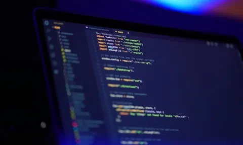 Từ viết code đến giám sát: Một công cụ của Microsoft sẽ 'giáng cấp' dân lập trình xuống vai trò 'quản đốc', phải kiểm tra xem AI đang làm gì mỗi ngày
