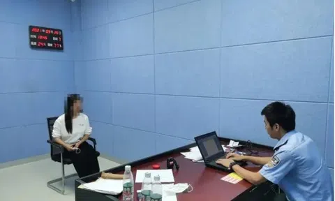 Nữ kế toán nói dối sếp rằng đã chuyển khoản 3 tỷ đồng cho đối tác rồi âm thầm gọi cảnh sát, bất ngờ được thăng chức