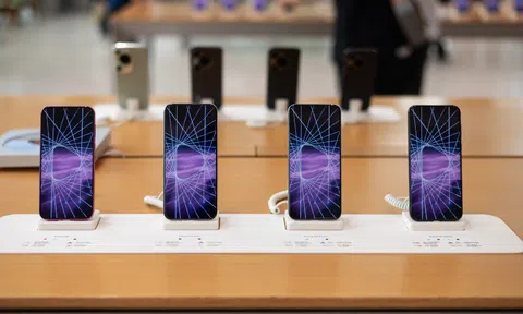 Cận cảnh Pura 70 Ultra, điện thoại Huawei đắt hơn iPhone 15 Pro Max