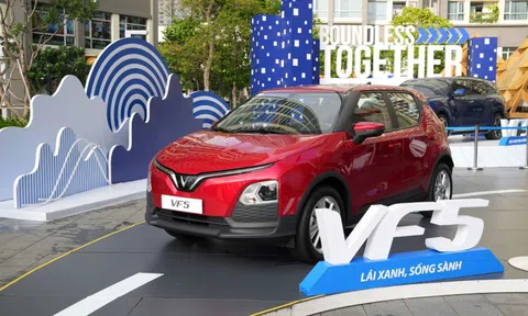 So sánh phân khúc xe hạng A: Xe điện đáng tiền hơn xe xăng