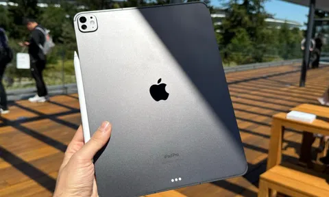 Sau camera, đến chi tiết này trên iPad sắp xoay ngang