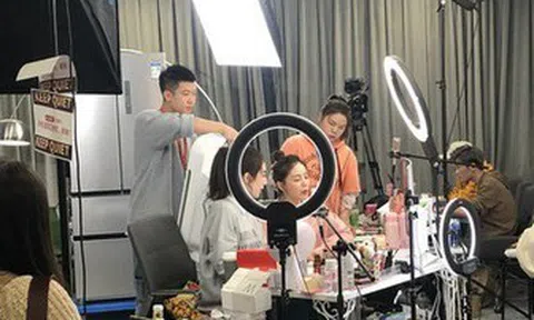 Rà soát việc kê khai, nộp thuế của người livestream bán hàng