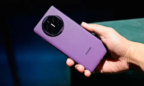 Samsung bị Huawei vượt qua ở mảng smartphone gập