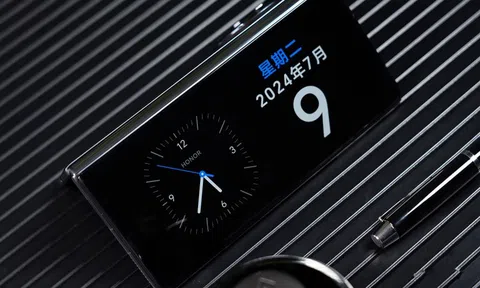 Các hãng Trung Quốc ngày càng nghiêm túc với smartphone gập