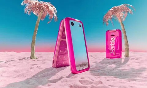 Chiếc điện thoại mới ra mắt nhìn như đồ chơi trẻ em