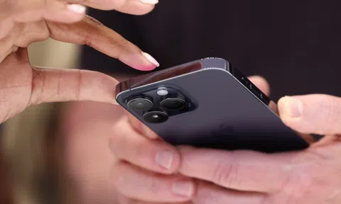 iPhone được phát triển như thế nào