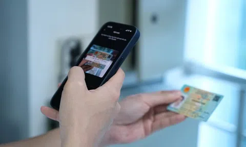 Đề xuất bên nhận tiền cũng phải xác thực sinh trắc học: Khả thi hay không?