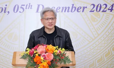 Tỷ phú Jensen Huang trở lại Việt Nam, nhắc đến "một startup phi thường" của tỷ phú Phạm Nhật Vượng
