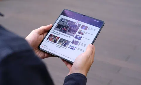 Chi tiết Oppo Find N5 - smartphone gập mỏng ngang máy thường