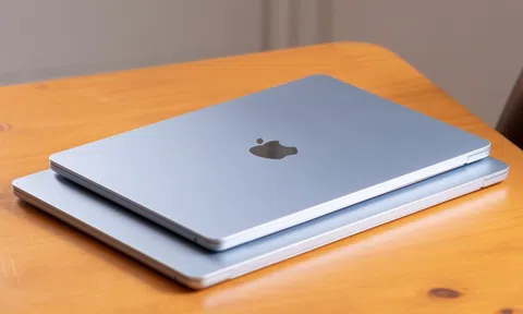 Công xưởng của Apple bị vắt kiệt sức