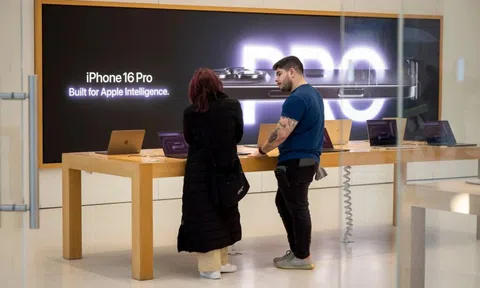 Chỉ vài tuần nữa, iPhone sẽ tăng giá vì thuế quan?