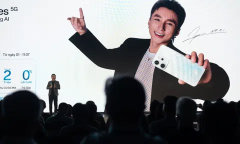 Tái hợp Sơn Tùng, hào quang có quay lại với Oppo?