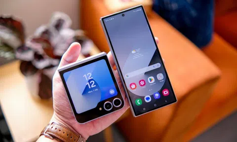 Samsung có bất ngờ gì cho đêm nay?