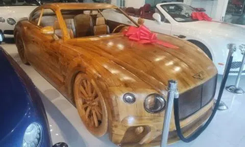 Giật mình trước giá bán tiền tỷ của xe sang Bentley Continental GT làm bằng gỗ