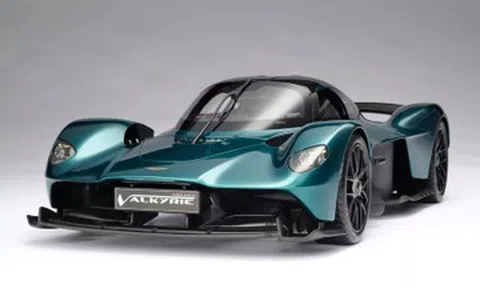 Siêu xe Aston Martin Valkyrie hàng hiếm bán giá rẻ giật mình, ngang Mazda CX-5