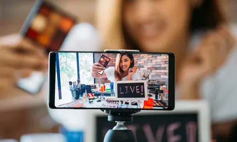 Đề xuất dừng livestream khi phát hiện vi phạm, doanh nghiệp, KOL, KOC nói gì?