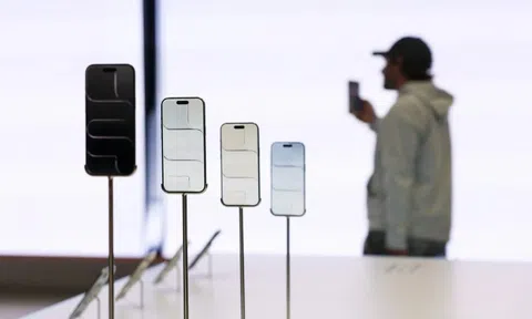 iPhone 18 tăng giá