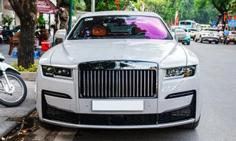 Ngắm Rolls-Royce Ghost Black Badge của đại gia Hà Nội, Việt Nam chỉ có 2 chiếc