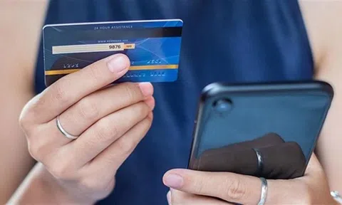 Công an cảnh báo thủ đoạn lừa đảo khiến người dân mất tiền trong tài khoản, có người bị chiếm đoạt hơn 900 triệu đồng