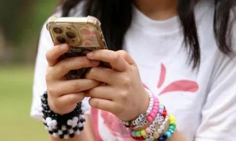 Công nghệ 7/3: AI Việt được ưa chuộng, Indonesia cấm trẻ dùng mạng xã hội