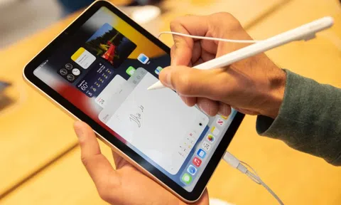 Tin mới về iPhone gập