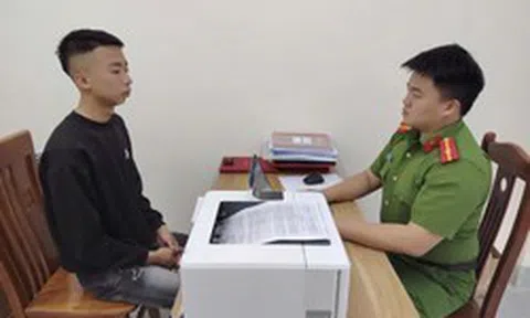 Phát hiện 93 lần giao dịch với tổng số tiền hơn 45 triệu đồng, Công an khởi tố thanh niên SN 2007