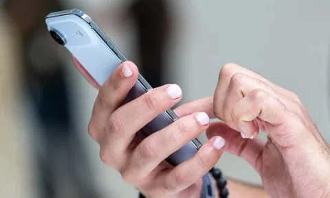 iPhone Air gây bất ngờ