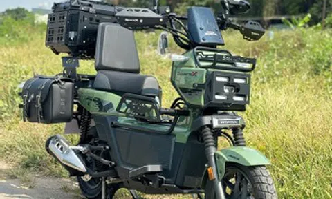 Xe tay ga Honda Square X125 thiết kế dị kiểu hộp vuông, giá đắt gần 100 triệu