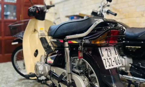 Honda Dream Thái 1991 máy 'zin' ở Hà Nội mua bằng 10 cây vàng, nay đắt ngang SH