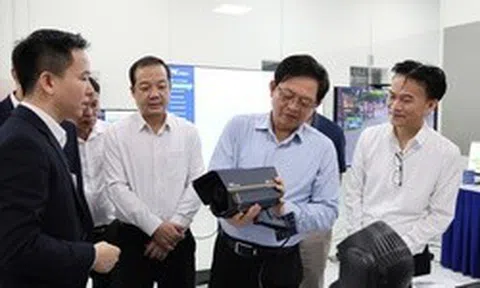 Phó Thủ tướng Hồ Quốc Dũng: Hoàn thiện thể chế, xây dựng 'đầu tàu' công nghệ để làm chủ camera AI