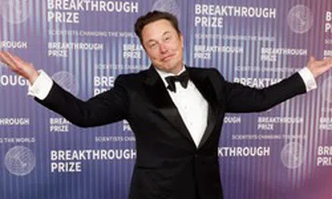 Mark Zuckerberg và Elon Musk "xuống đường" chỉ đạo giao thông: Vụ hack ngớ ngẩn nhất năm phơi bày tử huyệt của đô thị thông minh