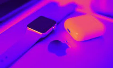 Công nghệ 27/4: Apple mở rộng 10 lĩnh vực mới, Google đổi biểu tượng, Amazon tái cấu trúc podcast