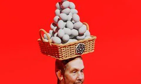 Bị Elon Musk "đâm sau lưng", Larry Ellison trút hết 300 tỷ USD vào OpenAI