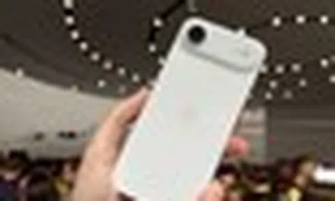 Chiếc iPhone mới ra mắt giảm không phanh hơn 10 triệu đồng, rẻ hơn iPhone 17