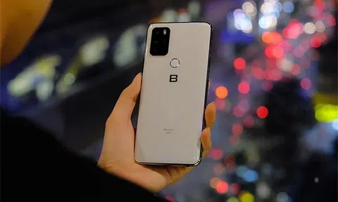 BKAV giảm giá Bphone đến 49%