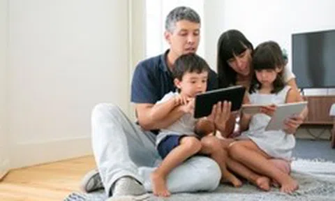 6 tỷ người dùng Internet và nỗi sợ âm thầm của những ông bố bà mẹ có con nhỏ