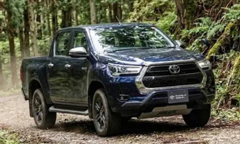 Phụ kiện giúp Toyota Hilux đời cũ xử lý hàng loạt nhược điểm cố hữu