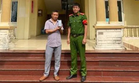 Tài khoản ngân hàng của người đàn ông SN 1976 bất ngờ có giao dịch 10.000.000 đồng, công an nhanh chóng vào cuộc xác minh