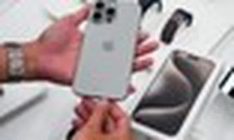 3 chiếc iPhone cũ rớt giá cực mạnh đáng mua nhất hiện nay