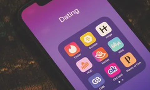 53% người trẻ đang "kiệt sức" vì app hẹn hò và cái giá của việc tìm người yêu bằng... thuật toán
