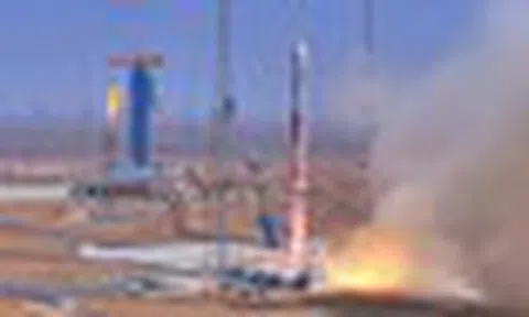 Tên lửa Trung Quốc phát nổ trong không gian ngay sát vị trí vệ tinh Starlink