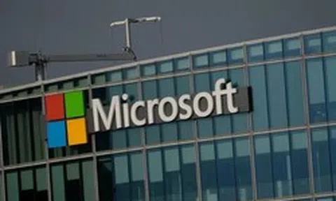 Microsoft tìm lối đi riêng trong cuộc đua AI