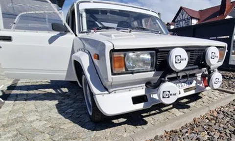 Xe đua cổ Lada 45 năm tuổi rao bán hơn 1,8 tỷ đồng, độ công suất gấp đôi