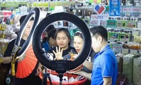 Sàn thương mại điện tử đồng loạt siết định danh người bán