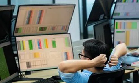 Chứng khoán tuần mới: VN-Index vẫn chưa bứt phá, cổ phiếu PNJ sẽ ra sao?