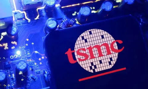 iPhone, MacBook sắp tăng giá?