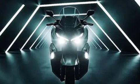 TEYIN tung đòn hạ knock-out Honda SH350i bằng xe tay ga hai xi-lanh giá chỉ hơn 120 triệu đồng