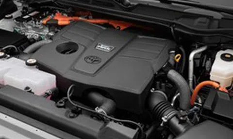Cú gõ búa giúp Toyota tiết kiệm hàng triệu USD chi phí thay động cơ