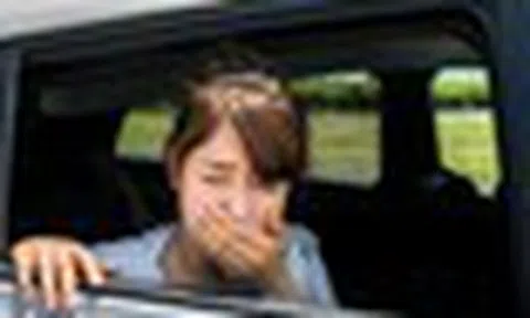 Cứ lên ô tô là "buồn nôn, say xe": Vì sao lại thế?