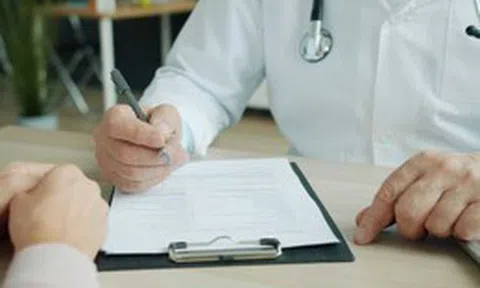 Vì sao chữ bác sỹ xấu là 'thương hiệu toàn cầu' chứ không riêng nước nào?